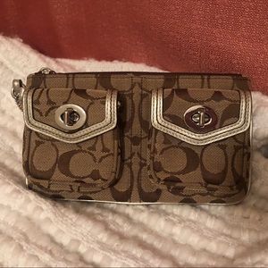 Coach wallet, signature canvas